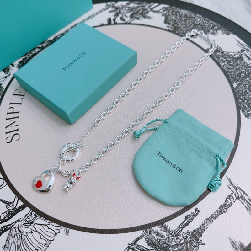 T*f*ny necklaces